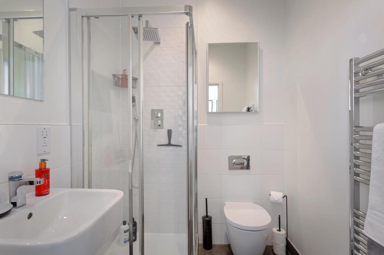 Luxury Serviced Apartments Stevenage, Hertfordshire Exterior foto